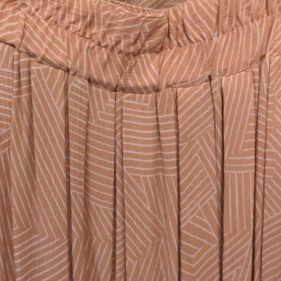 Rafaella Skirt Set. - Picture 5 of 6